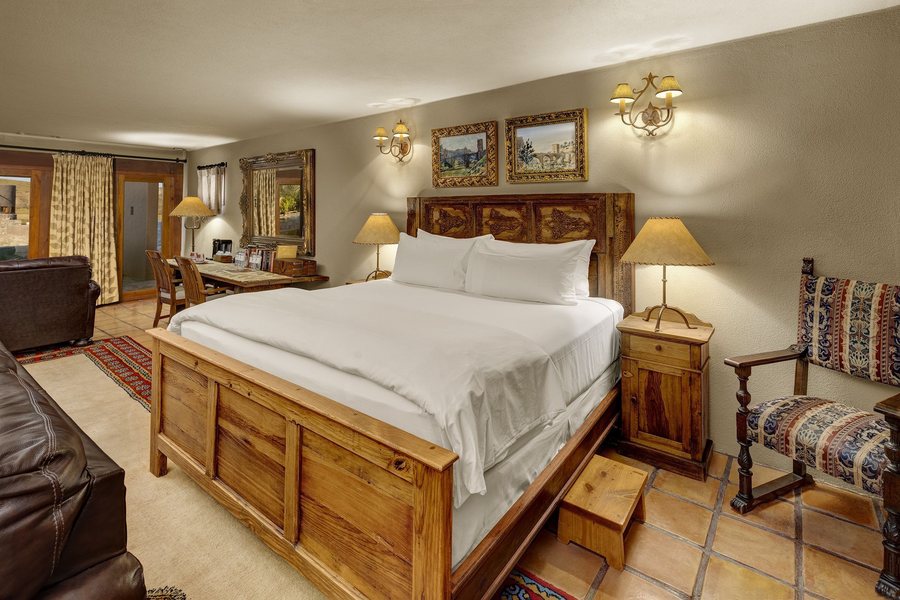 Cibolo Creek Ranch — Guest room