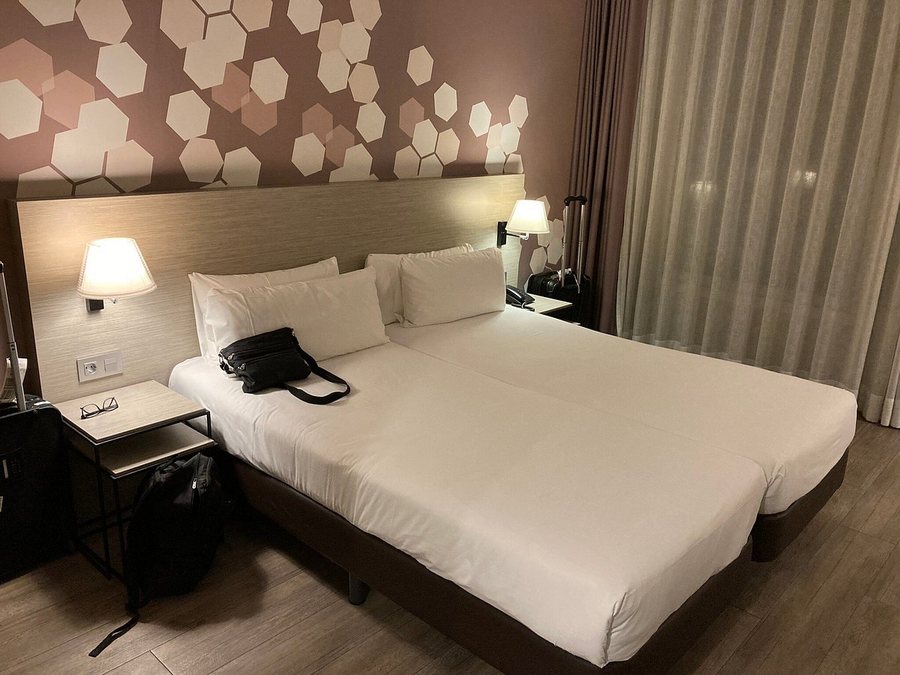 Citadines Ramblas Barcelona Barcelona Catalonia — Guest room