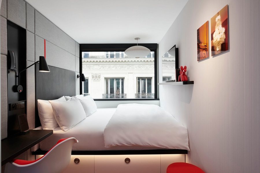 CitizenM Paris Gare de Lyon — Guest room