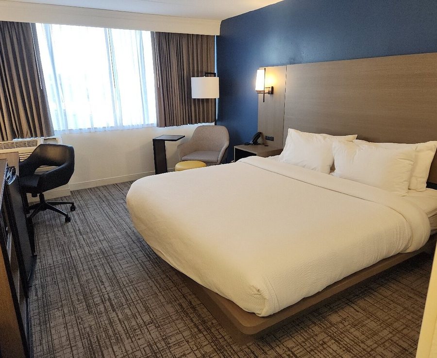 City Express by Marriott Charlotte South End — Guest room