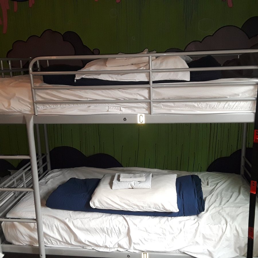 City Hostel Seattle — Guest room