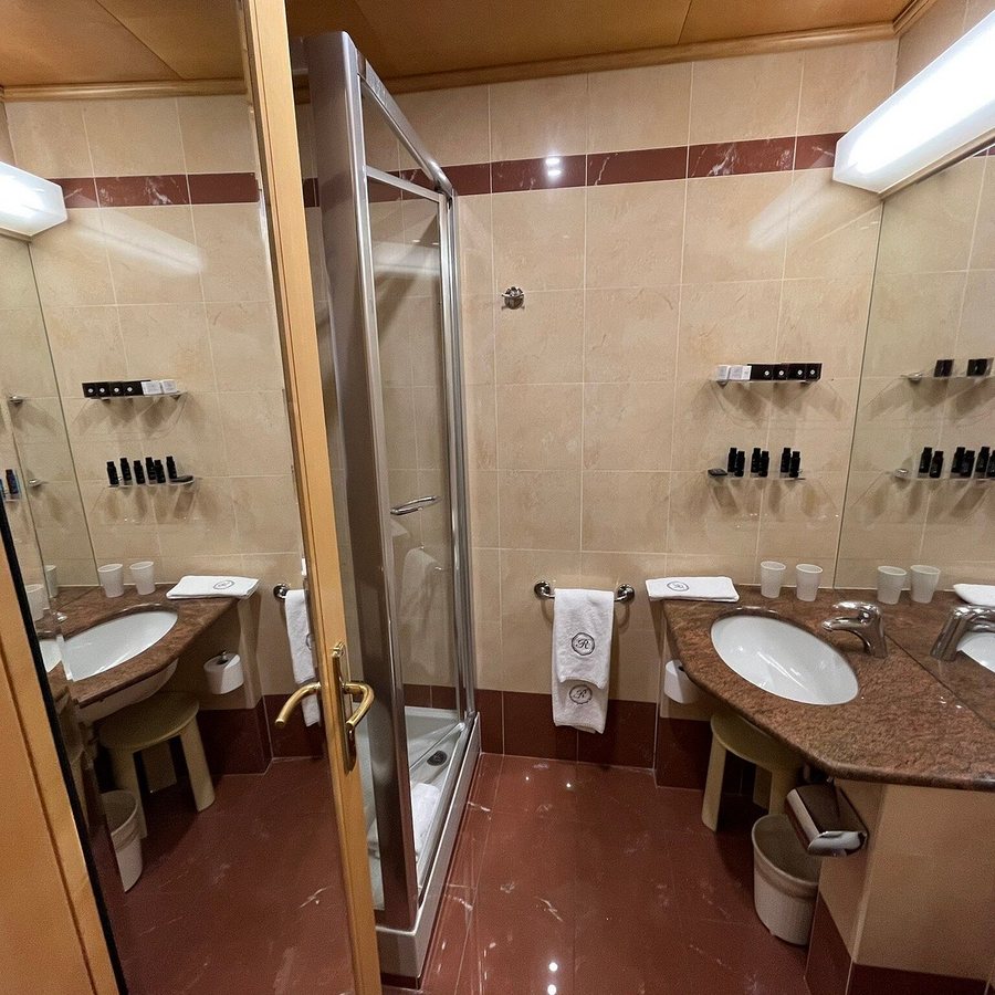 City Life Hotel Poliziano — Bathroom