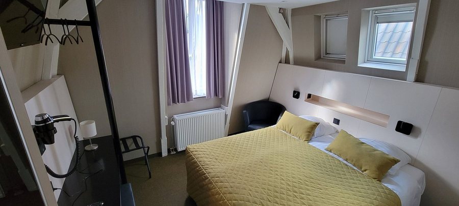 Cityview Hotel — Guest room