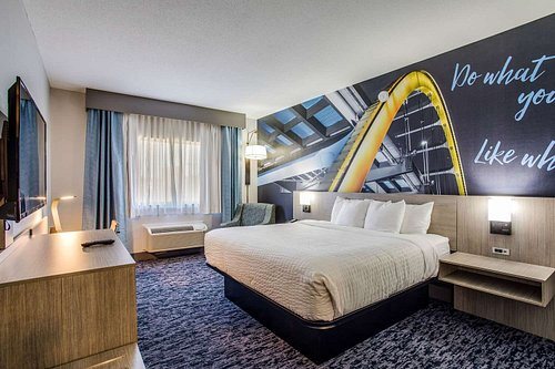 Clarion Pointe Franklin Nashville Area — Guest room
