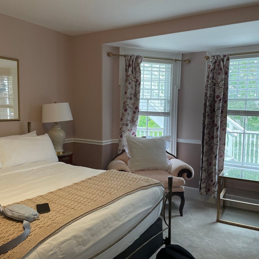 Cleftstone Inn — Guest room