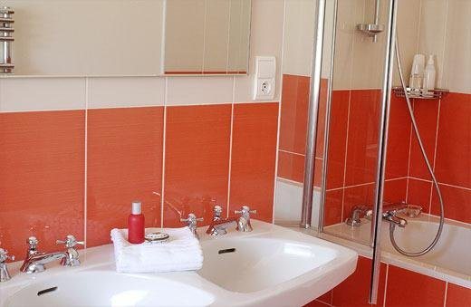 Clos Mirabel — Bathroom