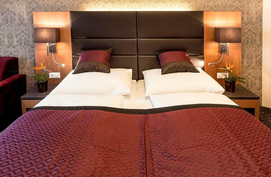 Club Hotel Cortina — Guest room