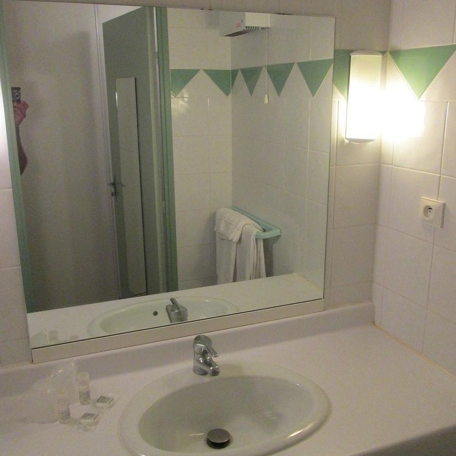 Club les Horizons du Lac — Bathroom