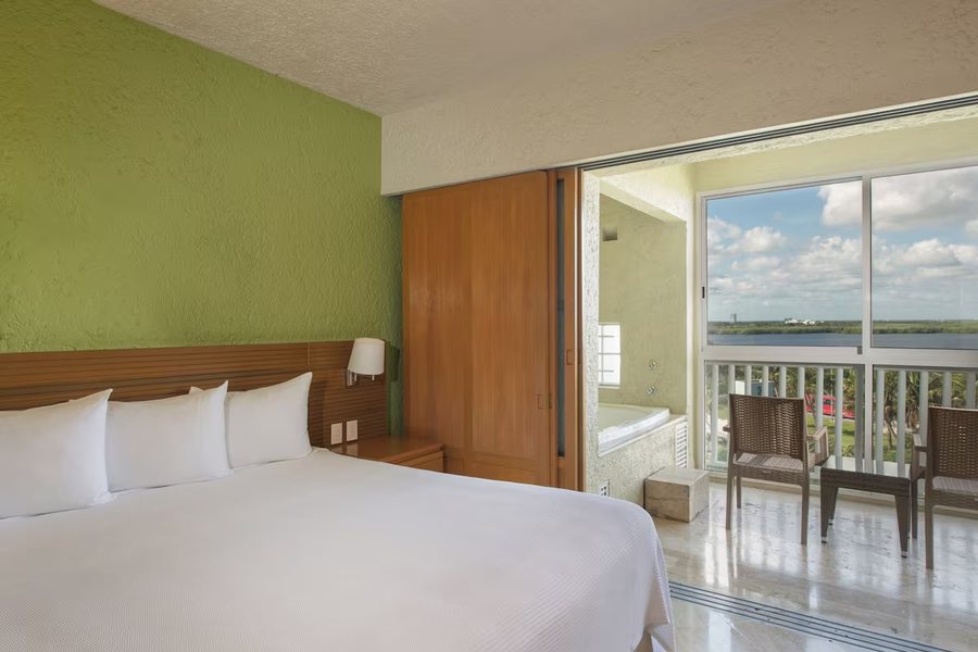 Club Regina Cancun — Guest room