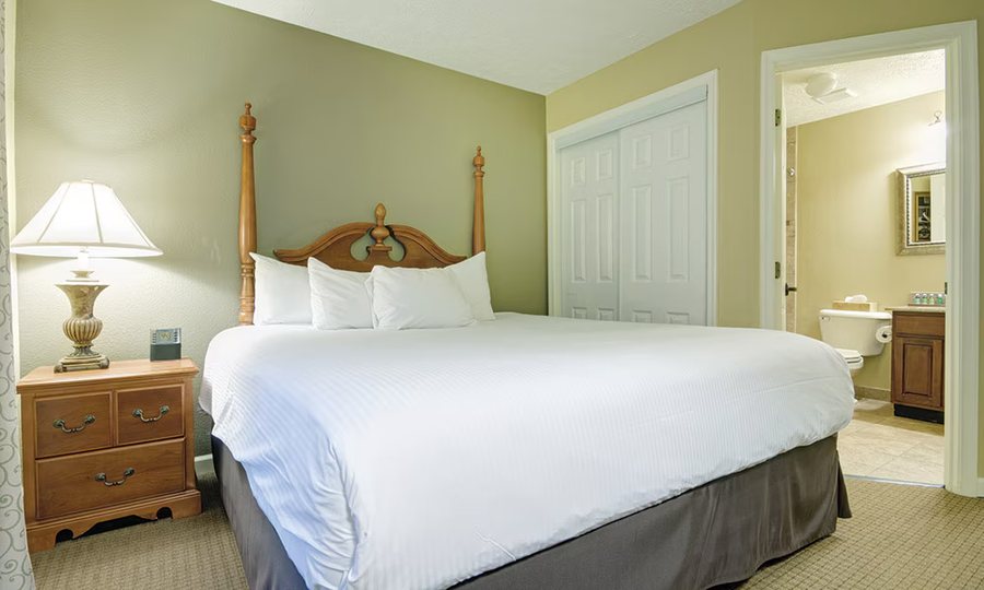 Club Wyndham Kingsgate — Guest room