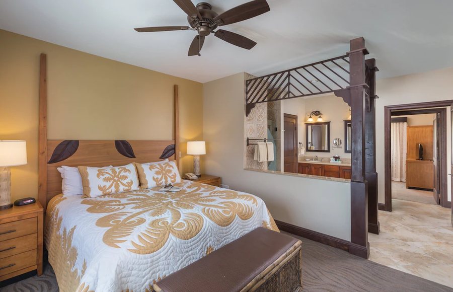 Club Wyndham Kona — Guest room