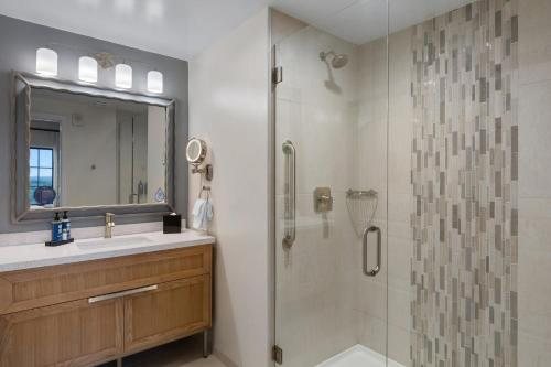 Club Wyndham La Cascada — Bathroom