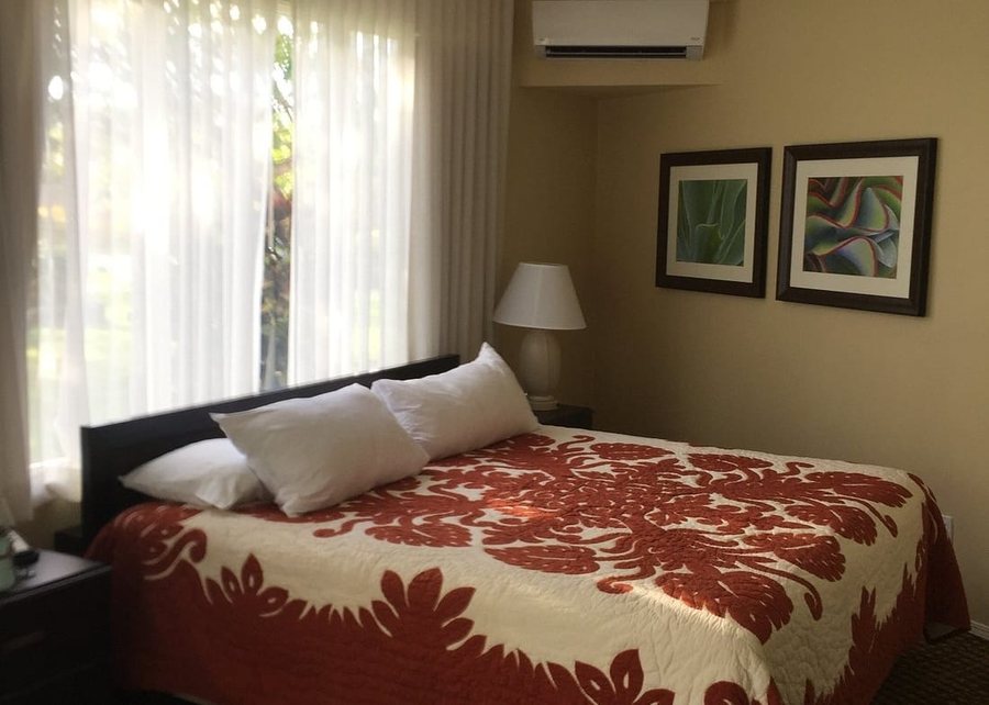 Club Wyndham Mauna Loa Village — Guest room