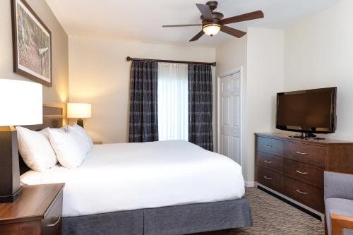 Club Wyndham Mountain Vista — Guest room