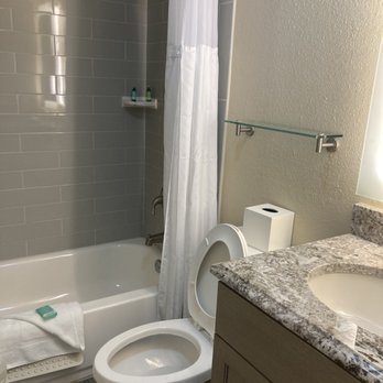Club Wyndham Westwinds — Bathroom