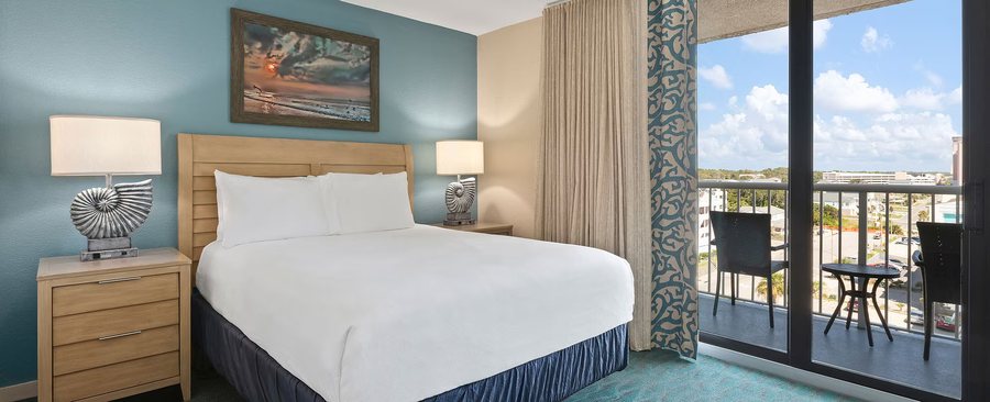 Club Wyndham Westwinds — Guest room
