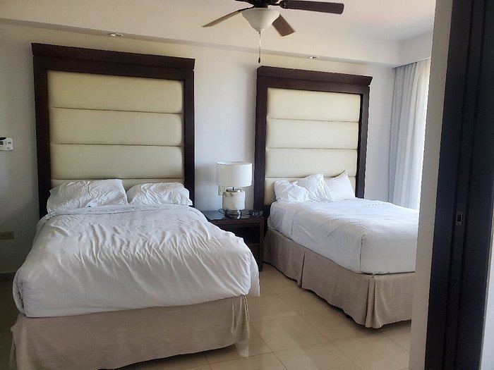 Coco Beach Resort — Guest room