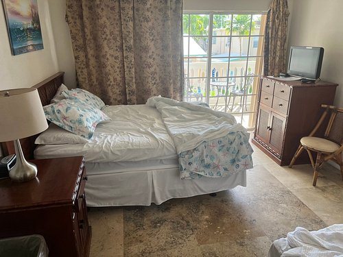 Coconut Cove Resort and Marina — Guest room