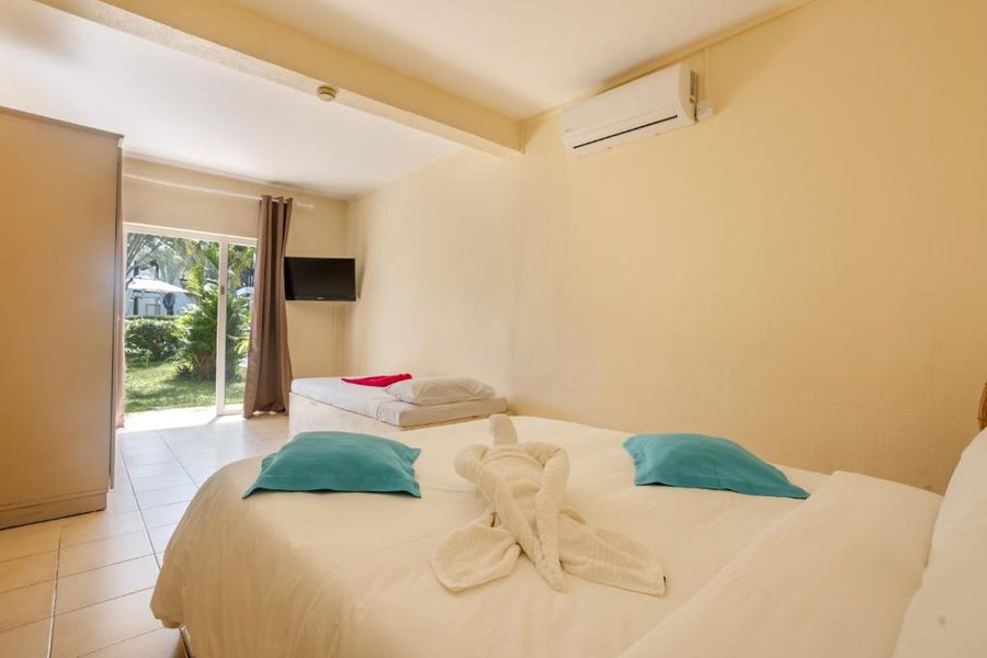 Cocotiers Hotel Mauritius — Guest room