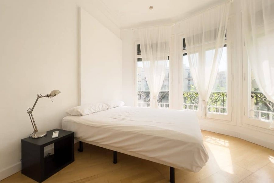 Coimpact Coliving Barcelona Catalonia — Guest room
