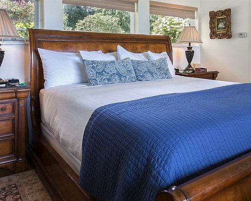 Colette s Bed and Breakfast Inn — Guest room