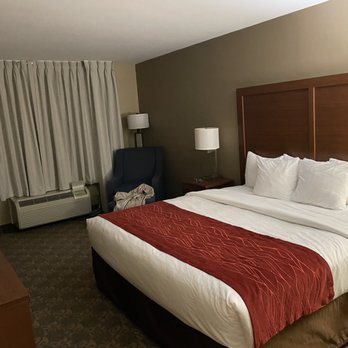Comfort Inn Brunswick Brunswick Maine — Guest room