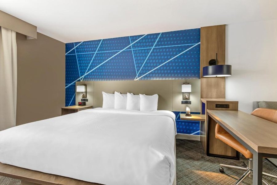 Comfort Inn DFW North Irving — Guest room