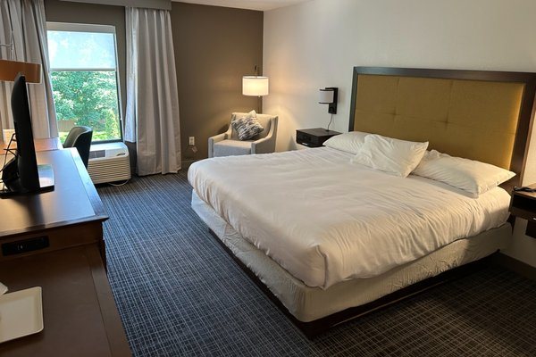 Comfort Inn Laurel Fort Meade — Guest room
