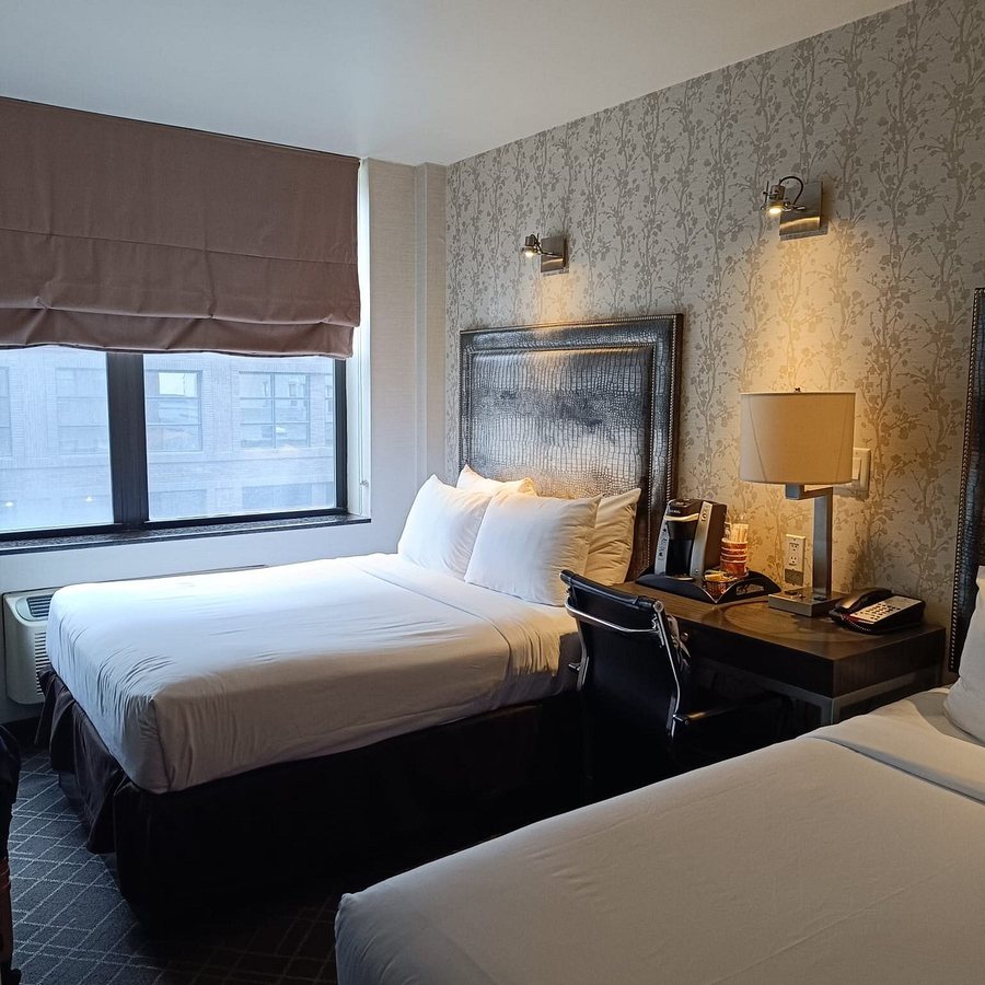 Comfort Inn Manhattan Midtown West New York City New York — Guest room
