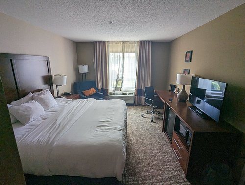 Comfort Inn PA Turnpike I 81 — Guest room