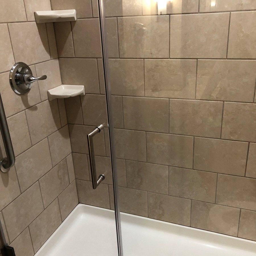 Comfort Suites Fishkill Near Interstate 84 — Bathroom