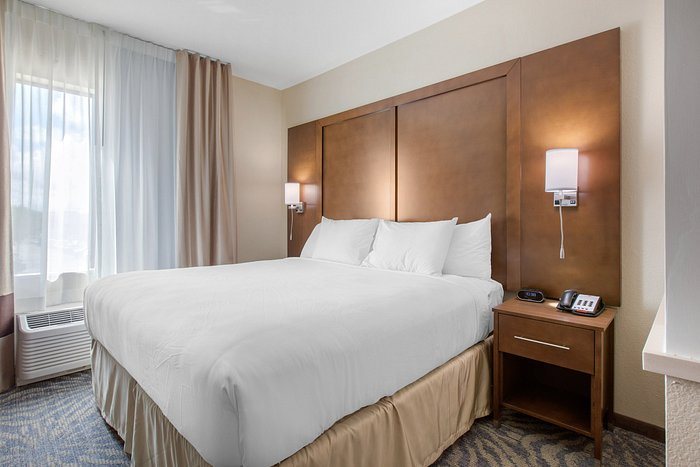 Comfort Suites South Austin — Guest room