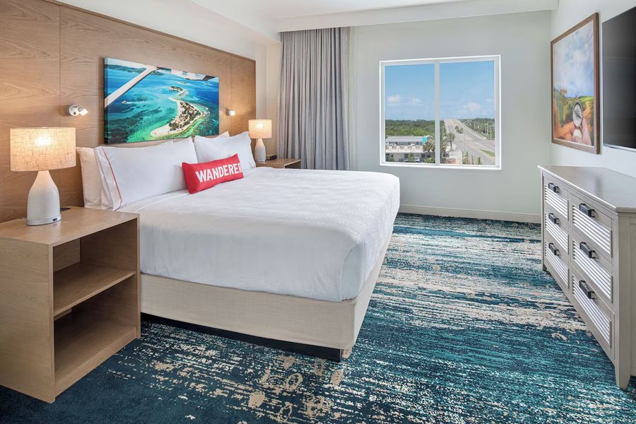 Compass Hotel by Margaritaville Flagler Beach — Guest room