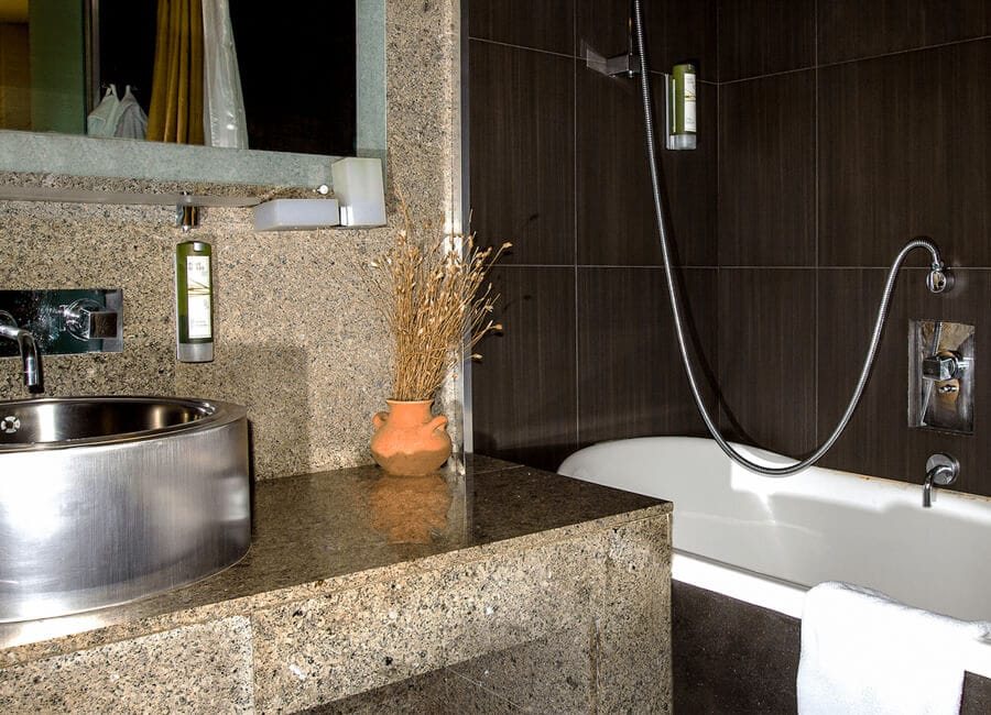 Concept Hotel By COAF — Bathroom