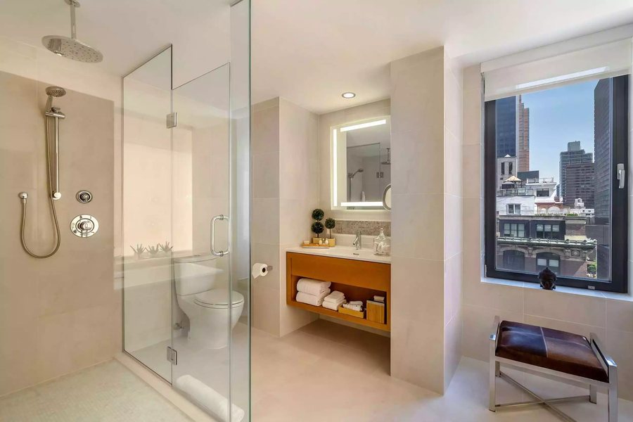 Concorde Hotel New York New York City New York — Bathroom