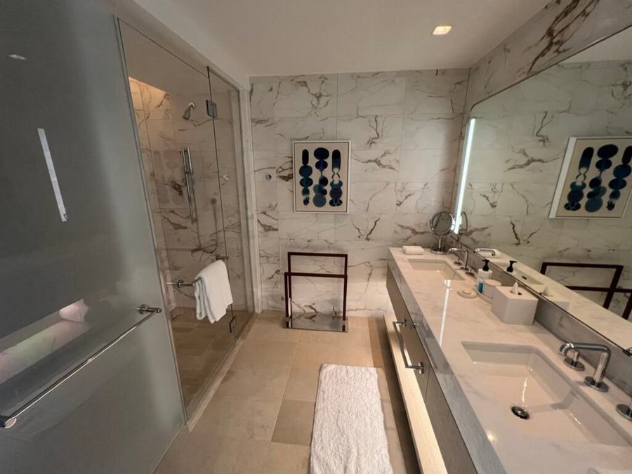 Conrad Orlando At Evermore Orlando Florida — Bathroom