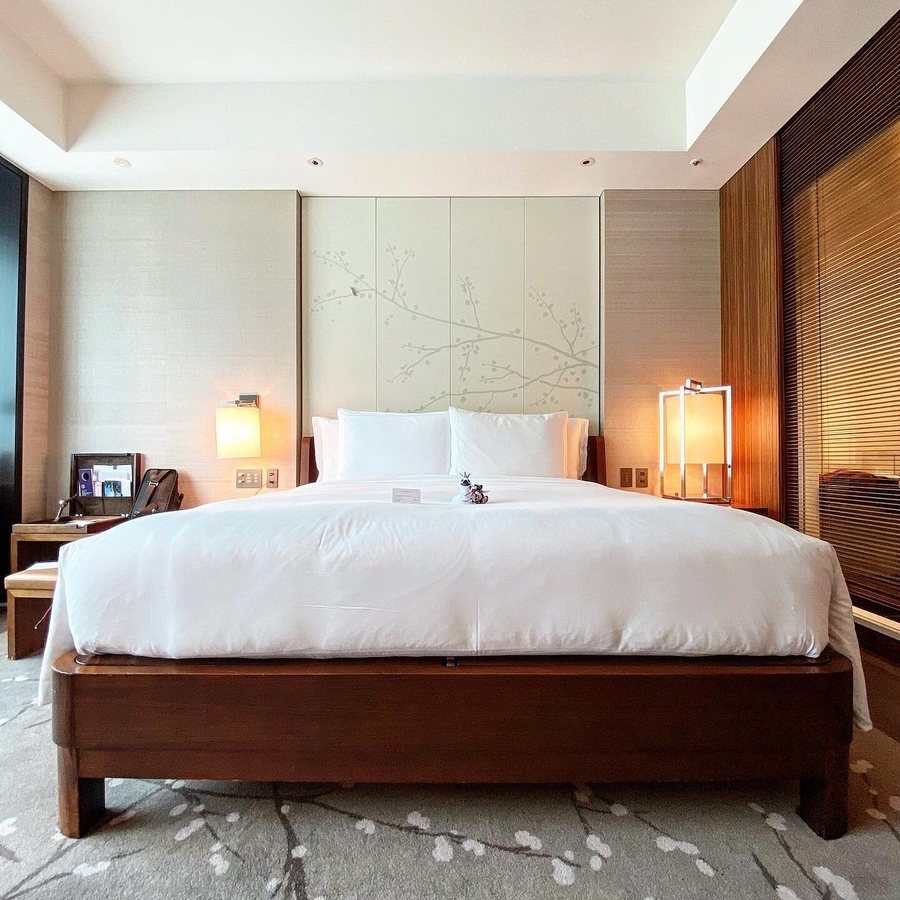 Conrad Tokyo — Guest room