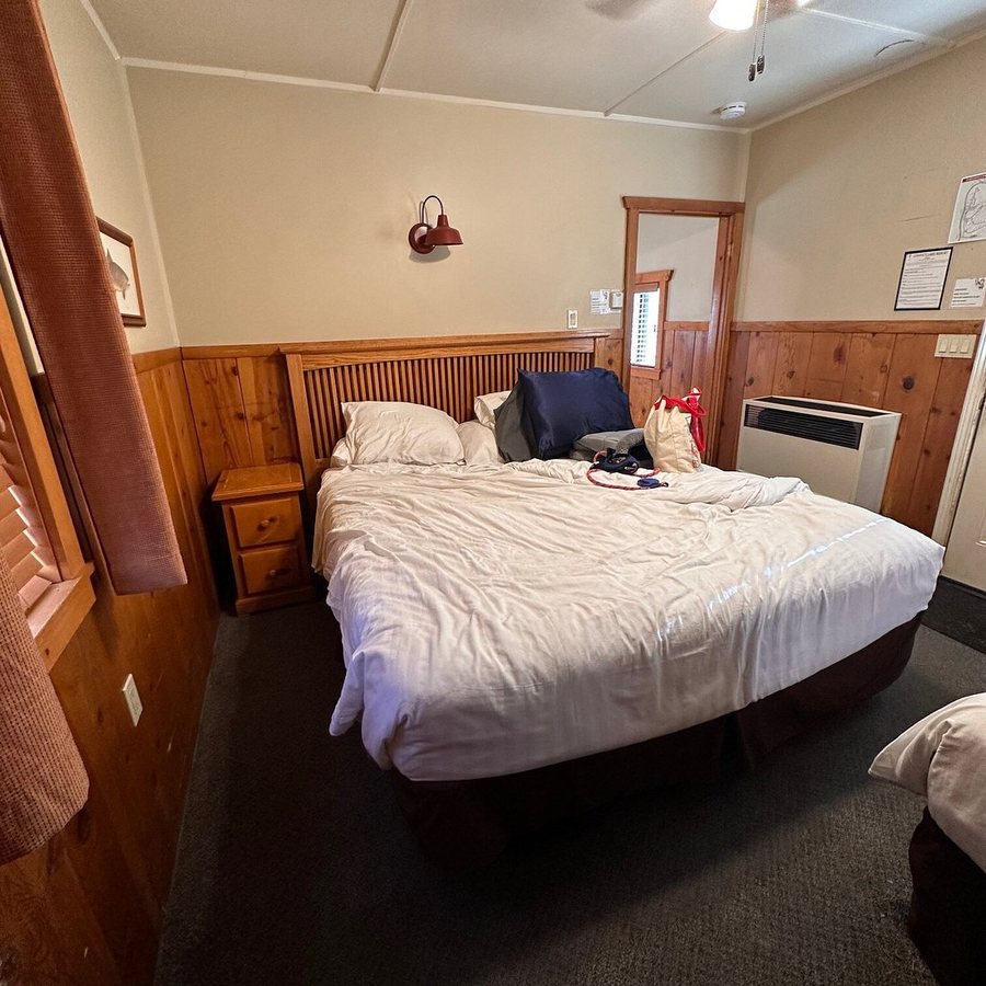 Convict Lake Resort — Guest room