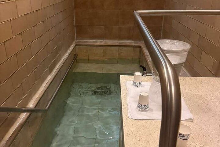 Coolfont Resort — Bathroom