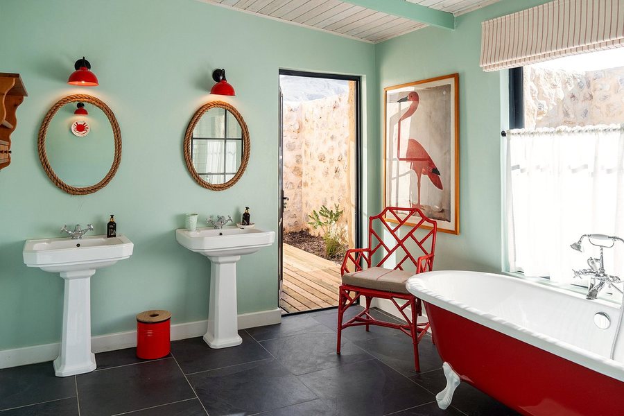 Coot Club — Bathroom