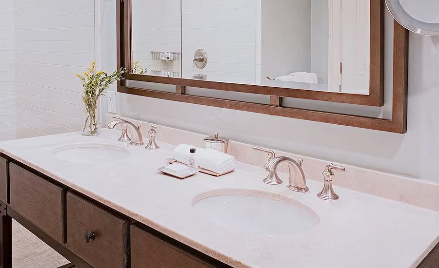Copper Vine In — Bathroom