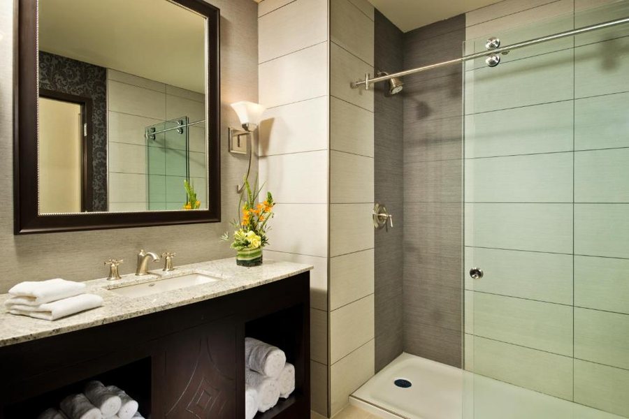 CopperLine Lodge — Bathroom