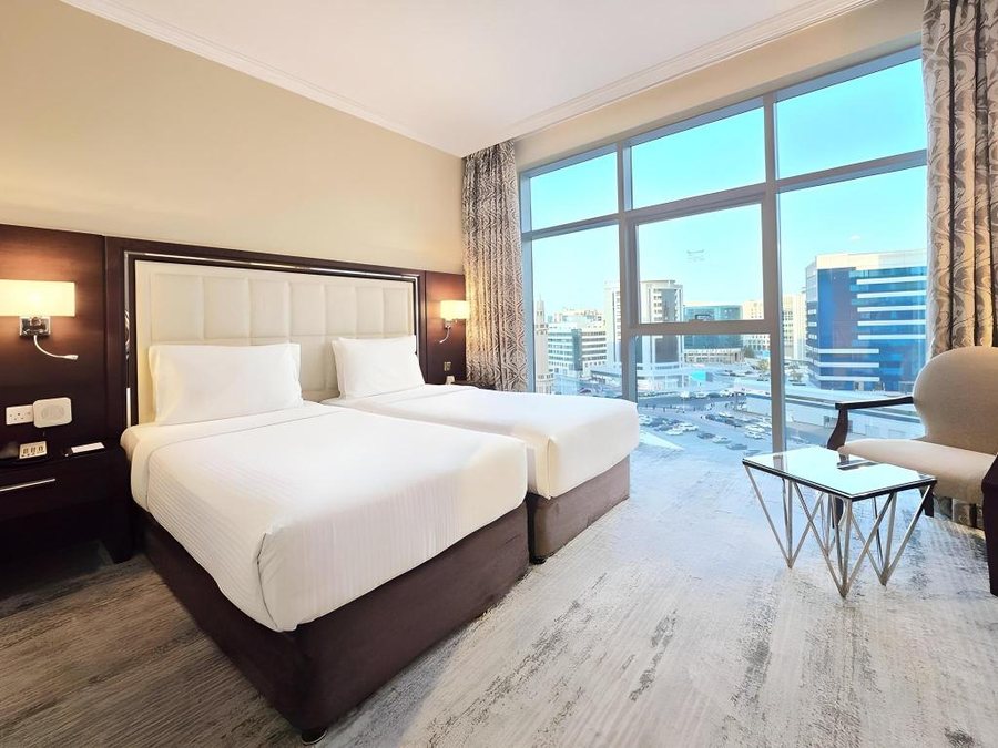 Copthorne Airport Hotel Dubai — Guest room