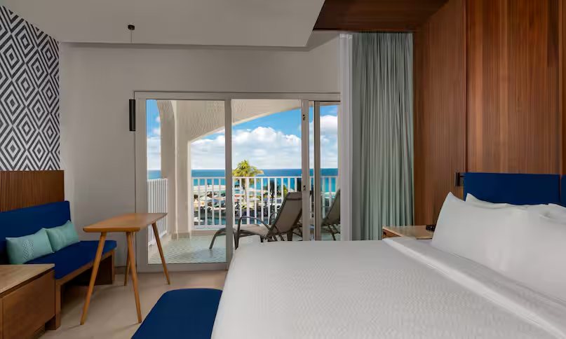 Coral Mar Cancun — Guest room