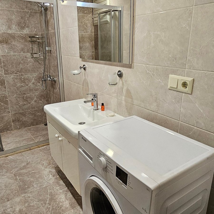 Corner Hot Istanbul — Bathroom