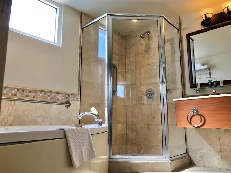 Costa Bahia Hotel Paseo Caribe — Bathroom