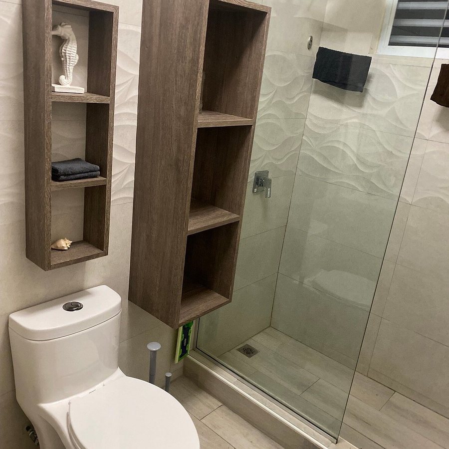Costa Bela Boutique Vacation Rental — Bathroom