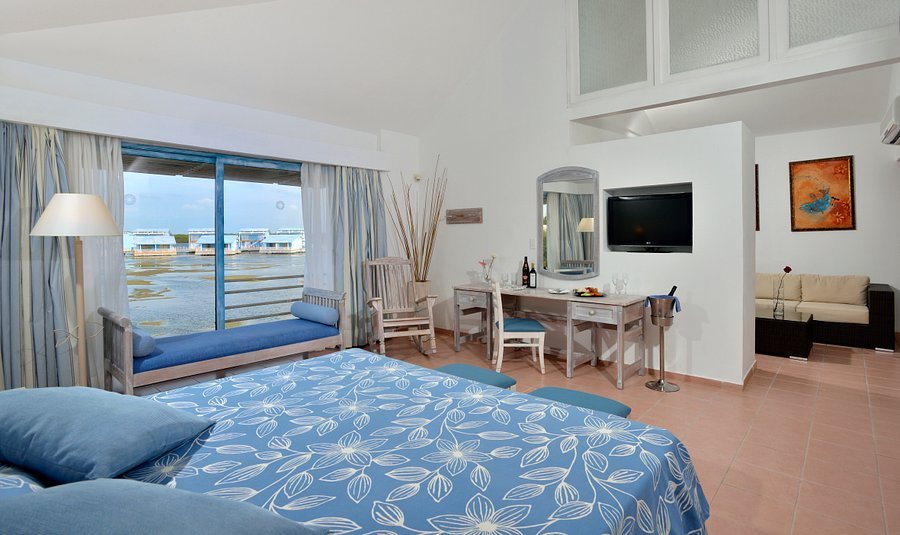 Costa Rey — Guest room
