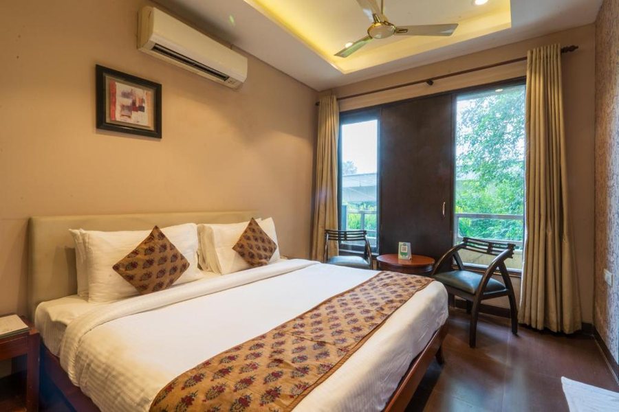 Cosy Grand at Chanakyapuri by The Cosy Hotels — Guest room