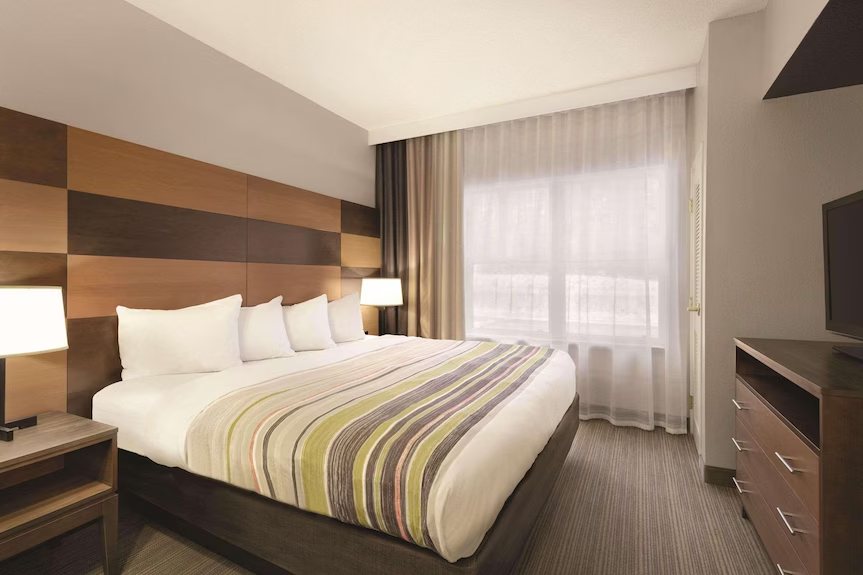 Country Inn Suites By Radisson Boone Nc — Guest room